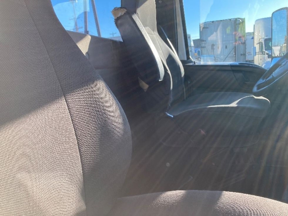 Day Cab Tractor-Heavy Duty Tractors-International-2018-LT625-Saginaw-MI-522,897\n\t\tmiles-$ 21,750 - Image 14