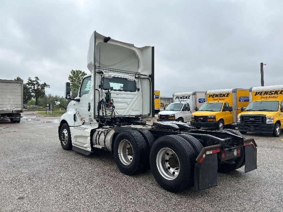 2018 International LT625 LT photo 5