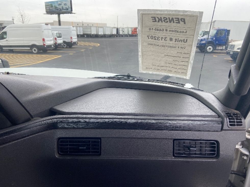 Day Cab Tractor-Heavy Duty Tractors-International-2018-LT625-San Antonio-TX-238,750\n\t\tmiles-$ 25,000 - Image 13