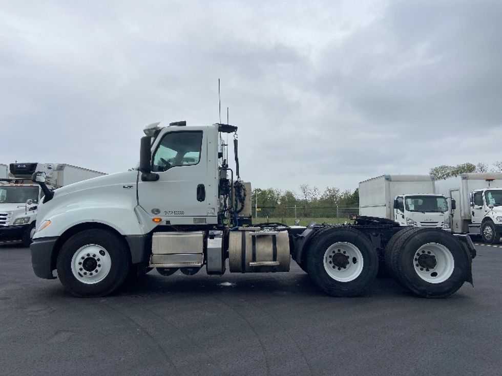 Day Cab Tractor-Heavy Duty Tractors-International-2018-LT625-San Antonio-TX-238,750\n\t\tmiles-$ 25,000 - Image 4