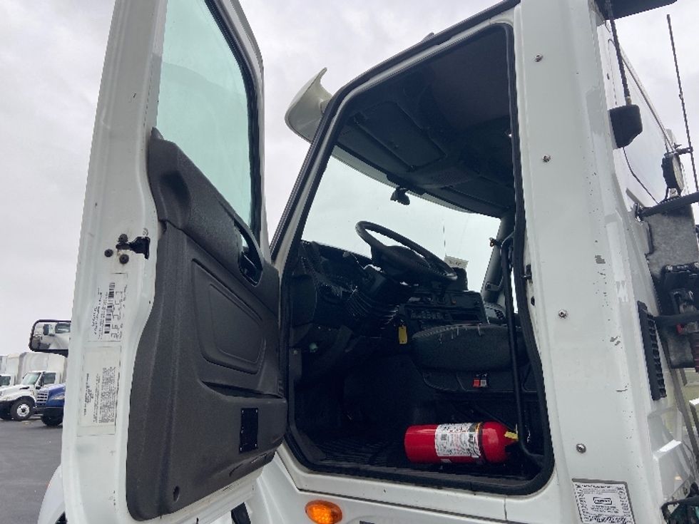 Day Cab Tractor-Heavy Duty Tractors-International-2018-LT625-San Antonio-TX-238,750\n\t\tmiles-$ 25,000 - Image 9