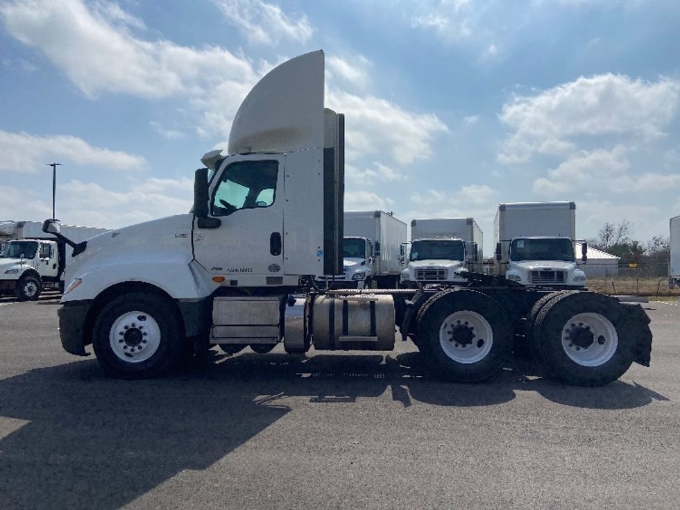 Day Cab Tractor-Heavy Duty Tractors-International-2018-LT625-San Antonio-TX-459,504\n\t\tmiles-$ 22,000 - Image 4