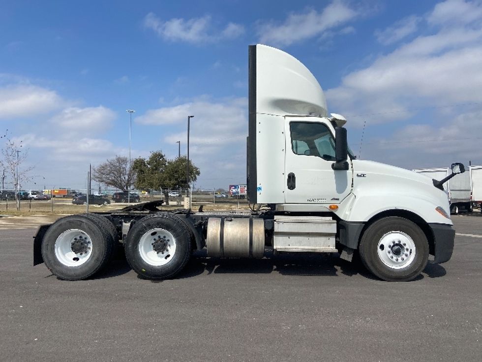 Day Cab Tractor-Heavy Duty Tractors-International-2018-LT625-San Antonio-TX-459,504\n\t\tmiles-$ 22,000 - Image 8