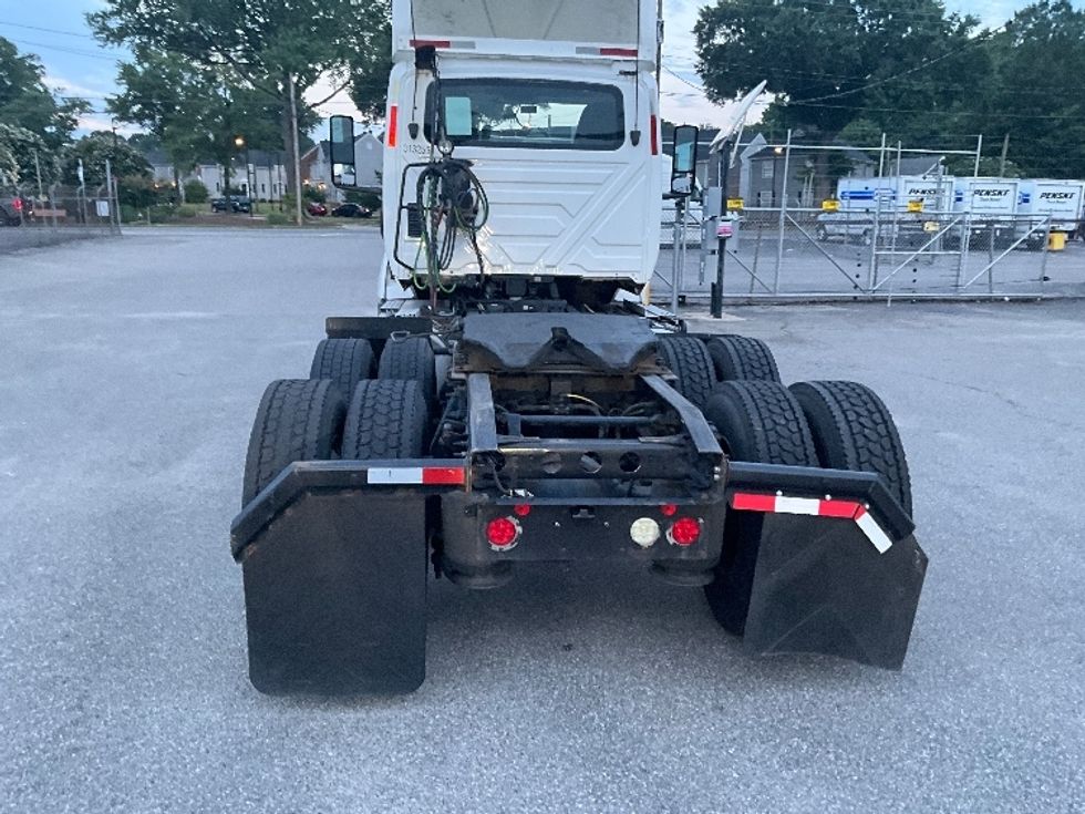 Day Cab Tractor-Heavy Duty Tractors-International-2018-LT625-Sandston-VA-290,054\n\t\tmiles-$ 25,000 - Image 6