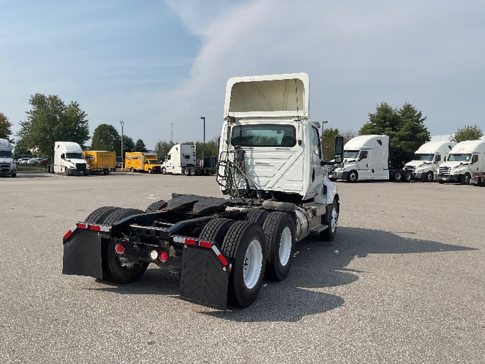 Day Cab Tractor-Heavy Duty Tractors-International-2018-LT625-South Bend-IN-367,988\n\t\tmiles-$ 27,000 - Image 7