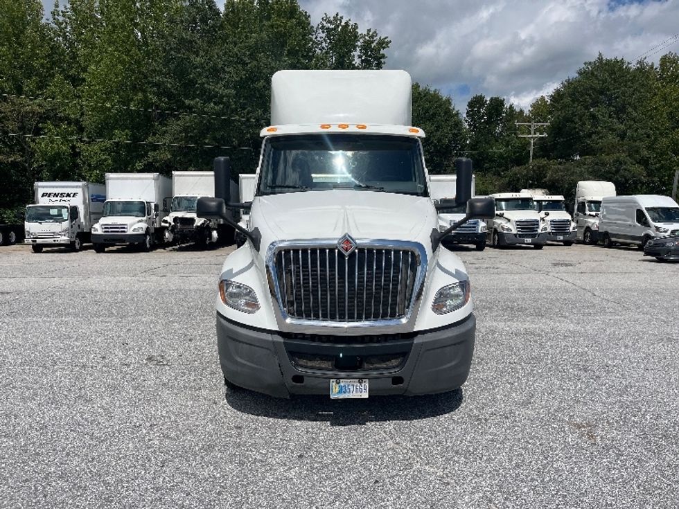 Day Cab Tractor-Heavy Duty Tractors-International-2018-LT625-Spartanburg-SC-395,717\n\t\tmiles-$ 25,500 - Image 2