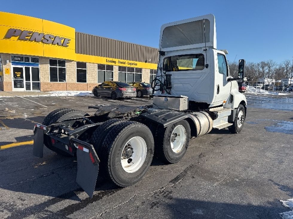 Day Cab Tractor-Heavy Duty Tractors-International-2018-LT625-Springfield-MO-243,410\n\t\tmiles-$ 25,000 - Image 7