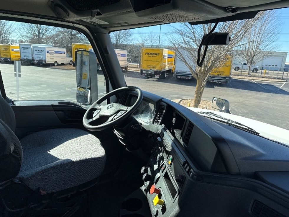 Day Cab Tractor-Heavy Duty Tractors-International-2018-LT625-Springfield-MO-367,646\n\t\tmiles-$ 29,500 - Image 14