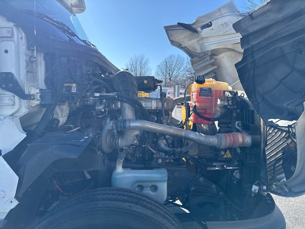 Day Cab Tractor-Heavy Duty Tractors-International-2018-LT625-Springfield-MO-367,646\n\t\tmiles-$ 29,500 - Image 15