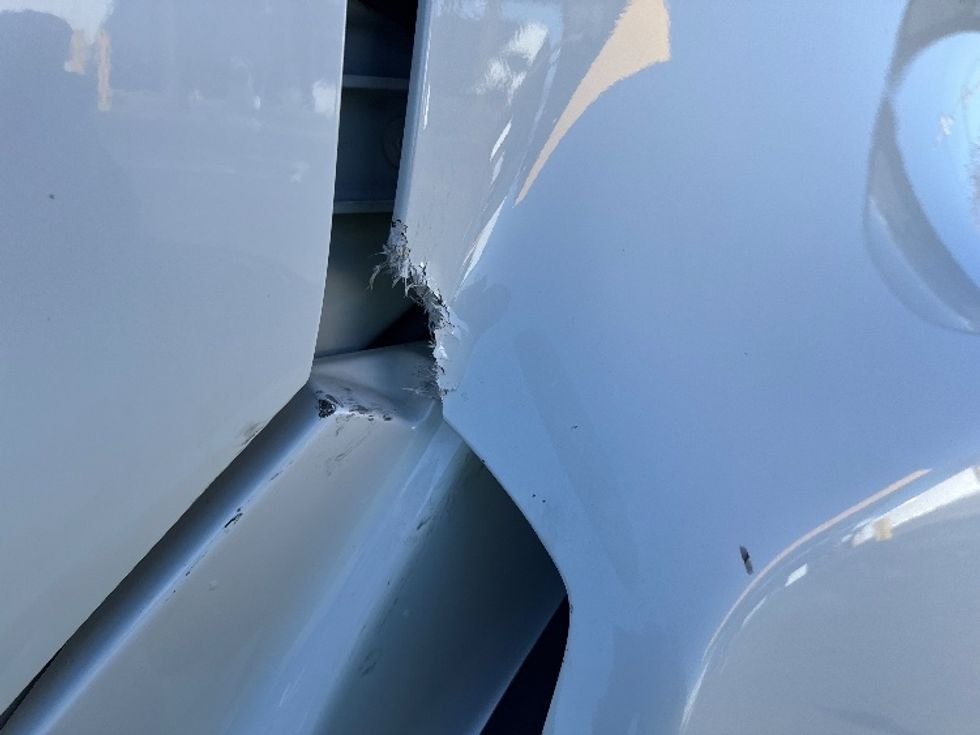 Day Cab Tractor-Heavy Duty Tractors-International-2018-LT625-Springfield-MO-367,646\n\t\tmiles-$ 29,500 - Image 18