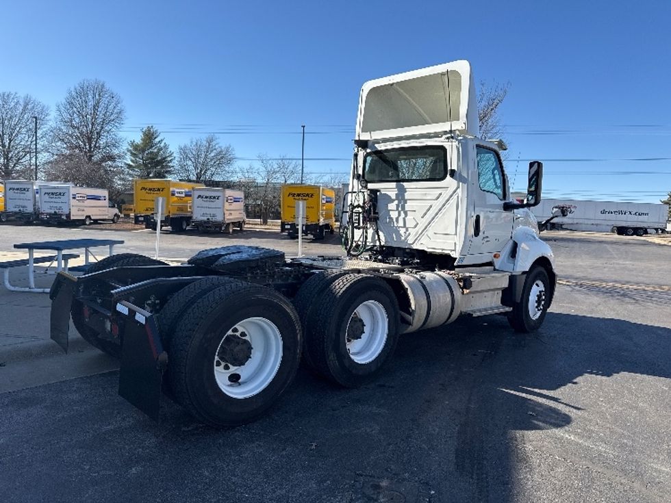 Day Cab Tractor-Heavy Duty Tractors-International-2018-LT625-Springfield-MO-367,646\n\t\tmiles-$ 29,500 - Image 7