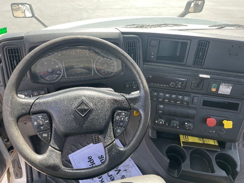 Day Cab Tractor-Heavy Duty Tractors-International-2018-LT625-Statesville-NC-306,834\n\t\tmiles-$ 24,500 - Image 11
