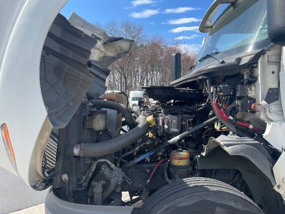 Day Cab Tractor-Heavy Duty Tractors-International-2018-LT625-Statesville-NC-306,834\n\t\tmiles-$ 24,500 - Image 16