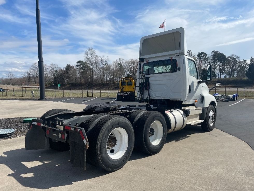 Day Cab Tractor-Heavy Duty Tractors-International-2018-LT625-Statesville-NC-379,045\n\t\tmiles-$ 24,750 - Image 7