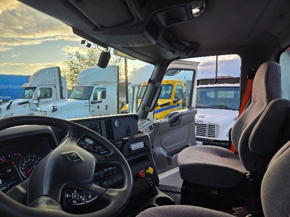 Day Cab Tractor-Heavy Duty Tractors-International-2018-LT625-Stockton-CA-423,442\n\t\tmiles-$ 38,250 - Image 10