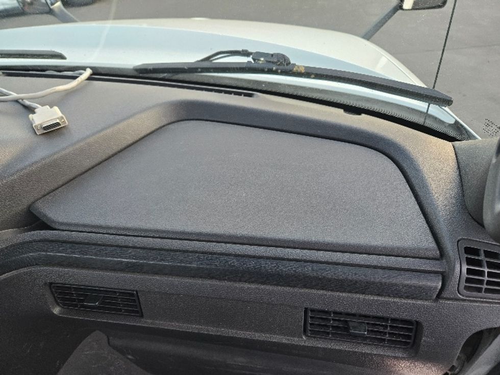 Day Cab Tractor-Heavy Duty Tractors-International-2018-LT625-Stockton-CA-423,442\n\t\tmiles-$ 38,250 - Image 13