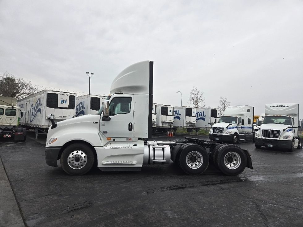 2018 International LT625 LT photo 4
