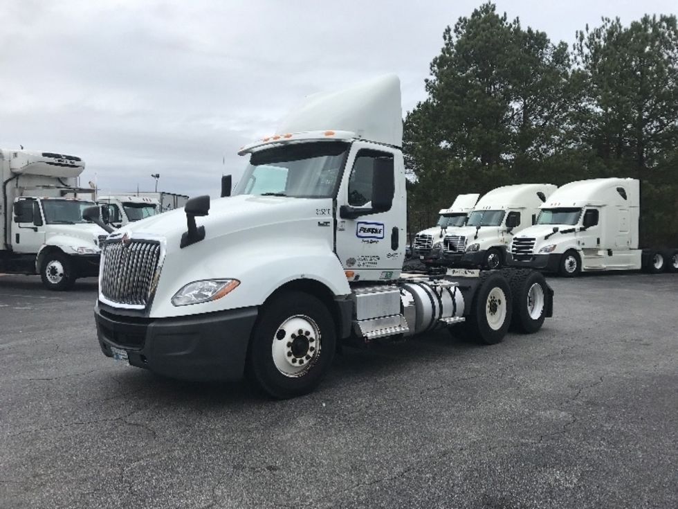 Day Cab Tractor-Heavy Duty Tractors-International-2018-LT625-Sturtevant-WI-382,924\n\t\tmiles-$ 23,500 - Image 3