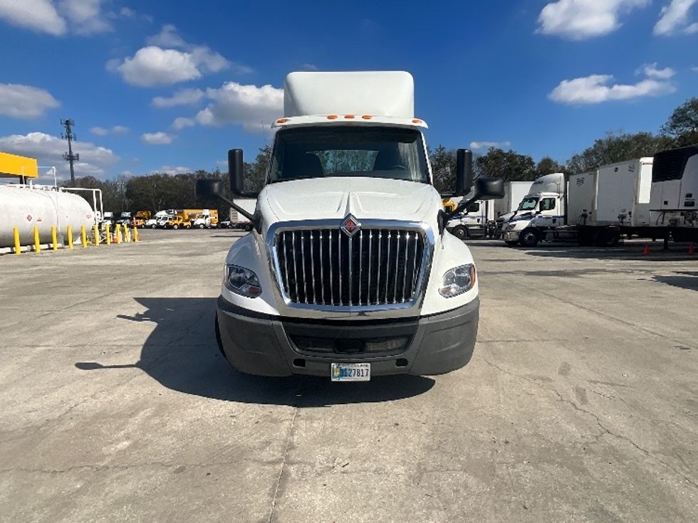 Day Cab Tractor-Heavy Duty Tractors-International-2018-LT625-Tampa-FL-339,191\n\t\tmiles-$ 27,250 - Image 2