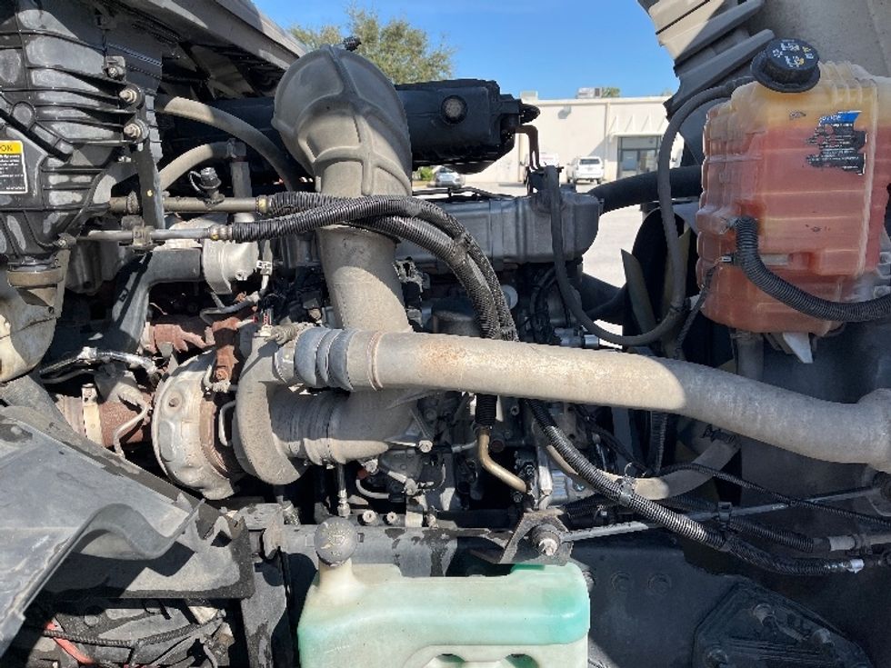 Day Cab Tractor-Heavy Duty Tractors-International-2018-LT625-Tampa-FL-381,011\n\t\tmiles-$ 25,750 - Image 14