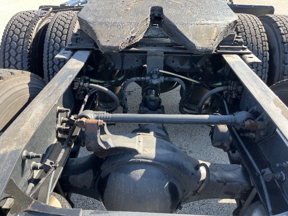 Day Cab Tractor-Heavy Duty Tractors-International-2018-LT625-Tampa-FL-381,011\n\t\tmiles-$ 25,750 - Image 6