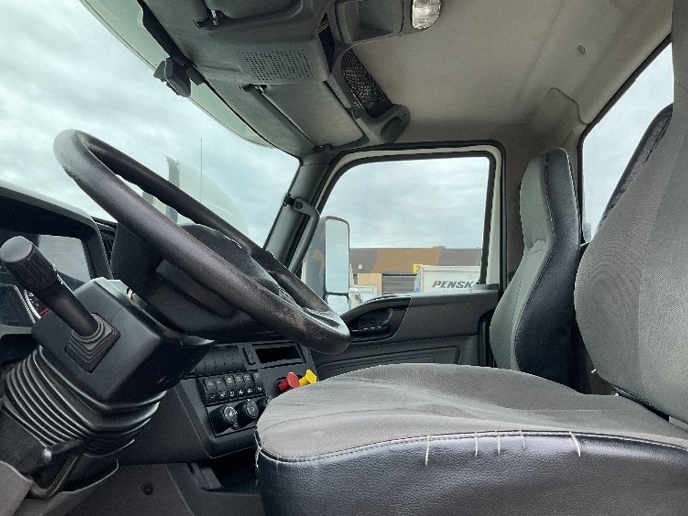 Day Cab Tractor-Heavy Duty Tractors-International-2018-LT625-Twinsburg-OH-211,033\n\t\tmiles-$ 22,500 - Image 10