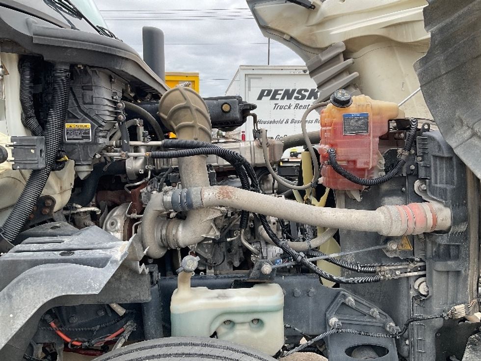 Day Cab Tractor-Heavy Duty Tractors-International-2018-LT625-Twinsburg-OH-211,033\n\t\tmiles-$ 22,500 - Image 15