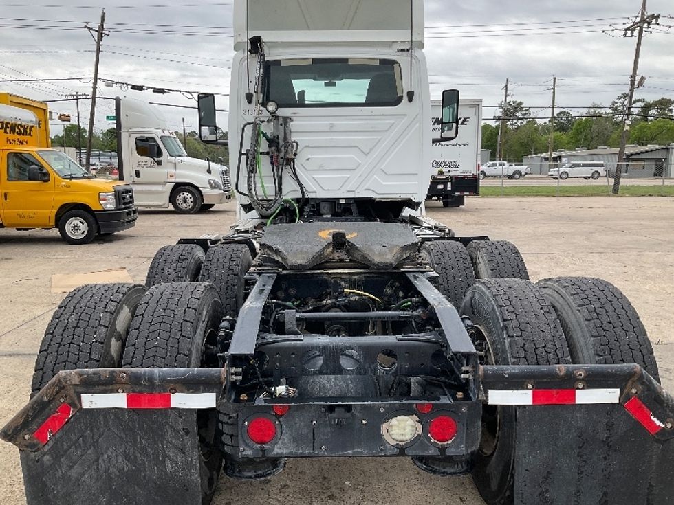 Day Cab Tractor-Heavy Duty Tractors-International-2018-LT625-Twinsburg-OH-211,033\n\t\tmiles-$ 22,500 - Image 6