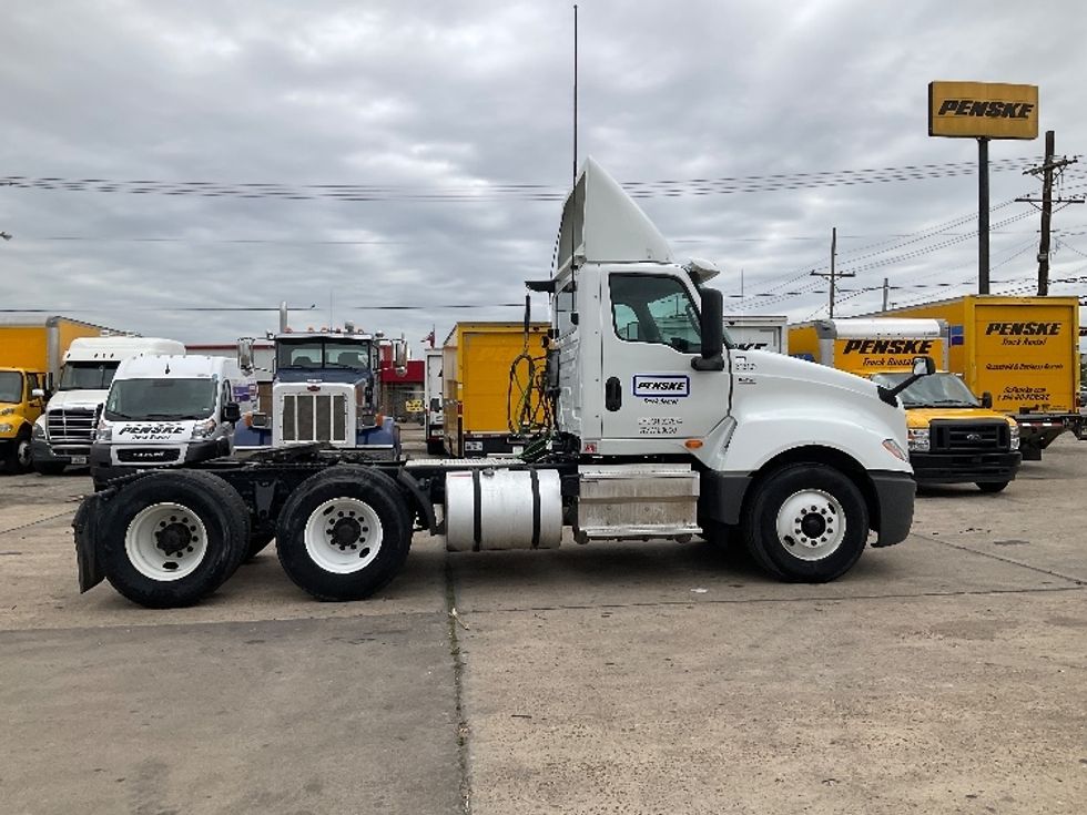 Day Cab Tractor-Heavy Duty Tractors-International-2018-LT625-Twinsburg-OH-211,033\n\t\tmiles-$ 22,500 - Image 8