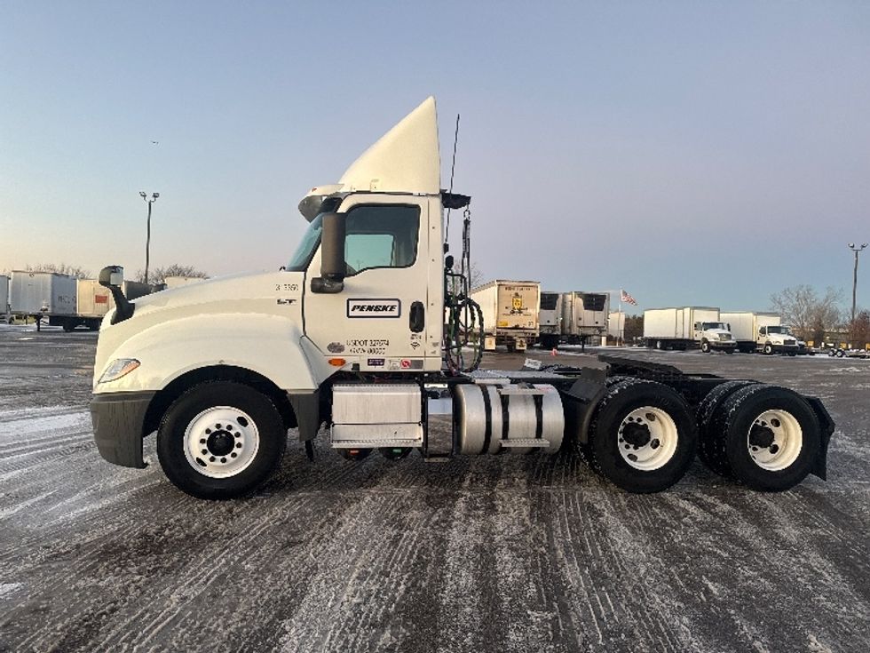 Day Cab Tractor-Heavy Duty Tractors-International-2018-LT625-Warren-MI-271,864\n\t\tmiles-$ 29,500 - Image 4