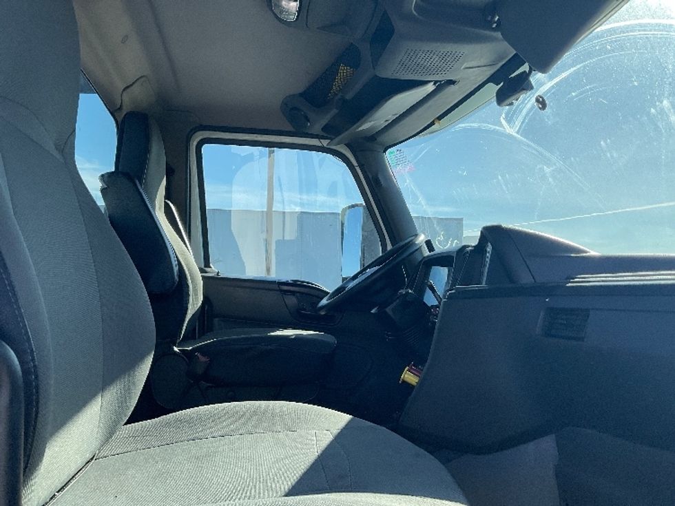 Day Cab Tractor-Heavy Duty Tractors-International-2018-LT625-West Sacramento-CA-325,454\n\t\tmiles-$ 30,500 - Image 11