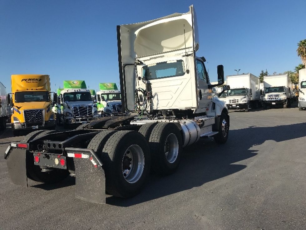 Day Cab Tractor-Heavy Duty Tractors-International-2018-LT625-West Sacramento-CA-371,761\n\t\tmiles-$ 29,500 - Image 7