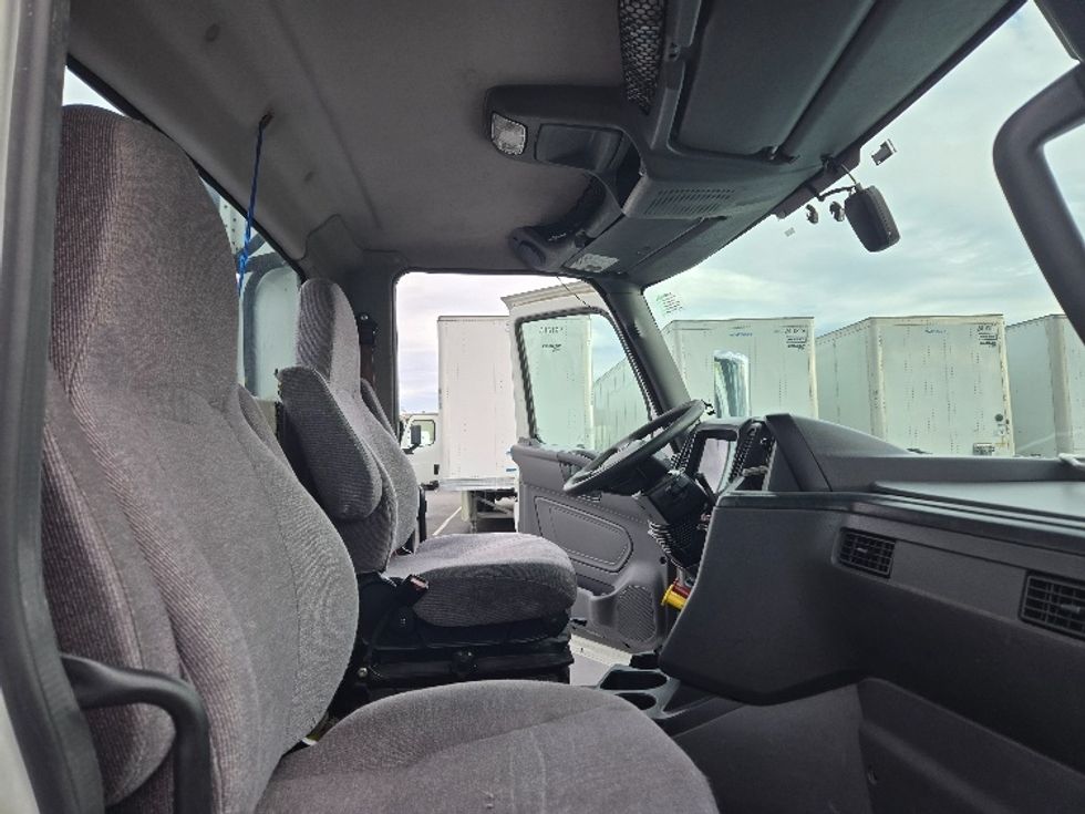 Day Cab Tractor-Heavy Duty Tractors-International-2018-LT625-West Sacramento-CA-404,990\n\t\tmiles-$ 34,000 - Image 12