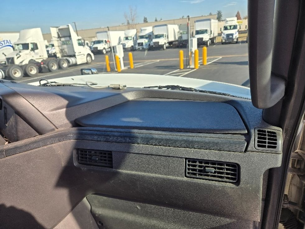 Day Cab Tractor-Heavy Duty Tractors-International-2018-LT625-West Sacramento-CA-431,801\n\t\tmiles-$ 37,750 - Image 12