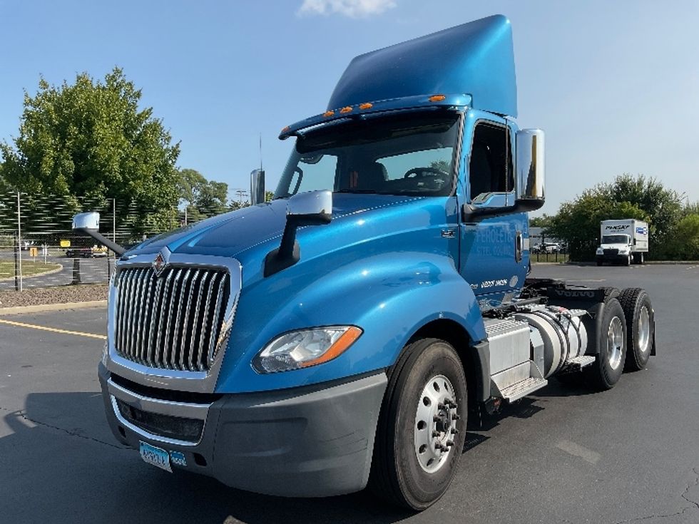 2018 International LT625 LT photo 3