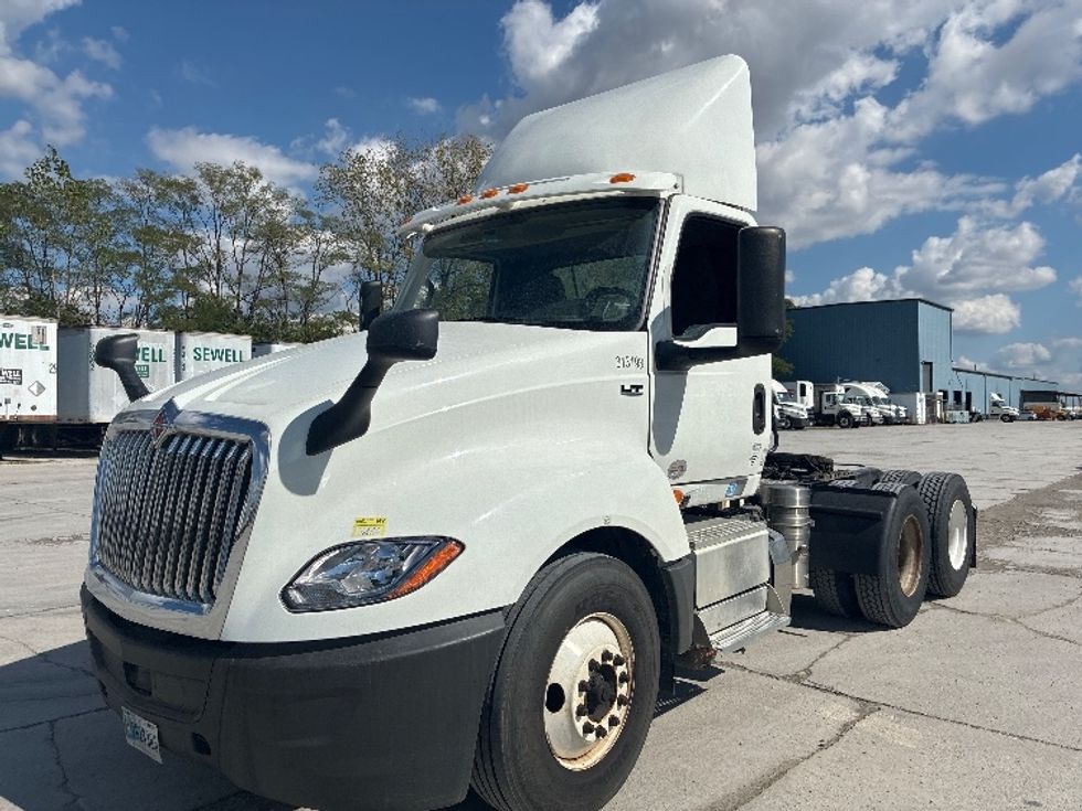 Day Cab Tractor-Heavy Duty Tractors-International-2018-LT625-Wilmington-OH-185,947\n\t\tmiles-$ 23,500 - Image 3