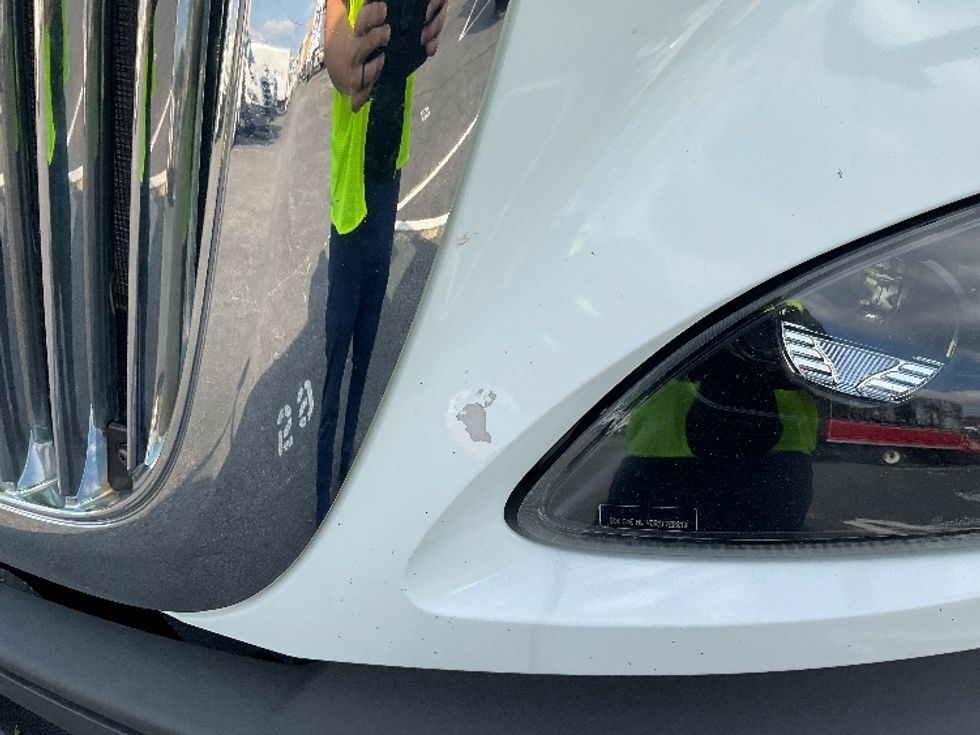 Day Cab Tractor-Heavy Duty Tractors-International-2018-RH613-Cleveland-TN-233,402\n\t\tmiles-$ 999,999 - Image 19