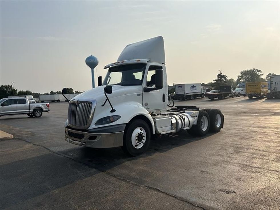 Day Cab Tractor-Heavy Duty Tractors-International-2018-RH613-Milwaukee-WI-521,558\n\t\tmiles-$ 21,500 - Image 3