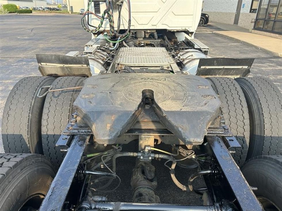 Day Cab Tractor-Heavy Duty Tractors-International-2018-RH613-Milwaukee-WI-521,558\n\t\tmiles-$ 21,500 - Image 6
