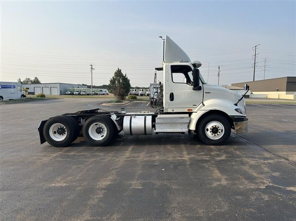 Day Cab Tractor-Heavy Duty Tractors-International-2018-RH613-Milwaukee-WI-521,558\n\t\tmiles-$ 21,500 - Image 8