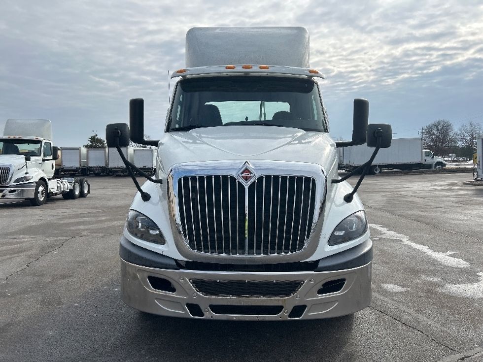 Day Cab Tractor-Heavy Duty Tractors-International-2018-RH613-Rothschild-WI-515,605\n\t\tmiles-$ 22,250 - Image 2