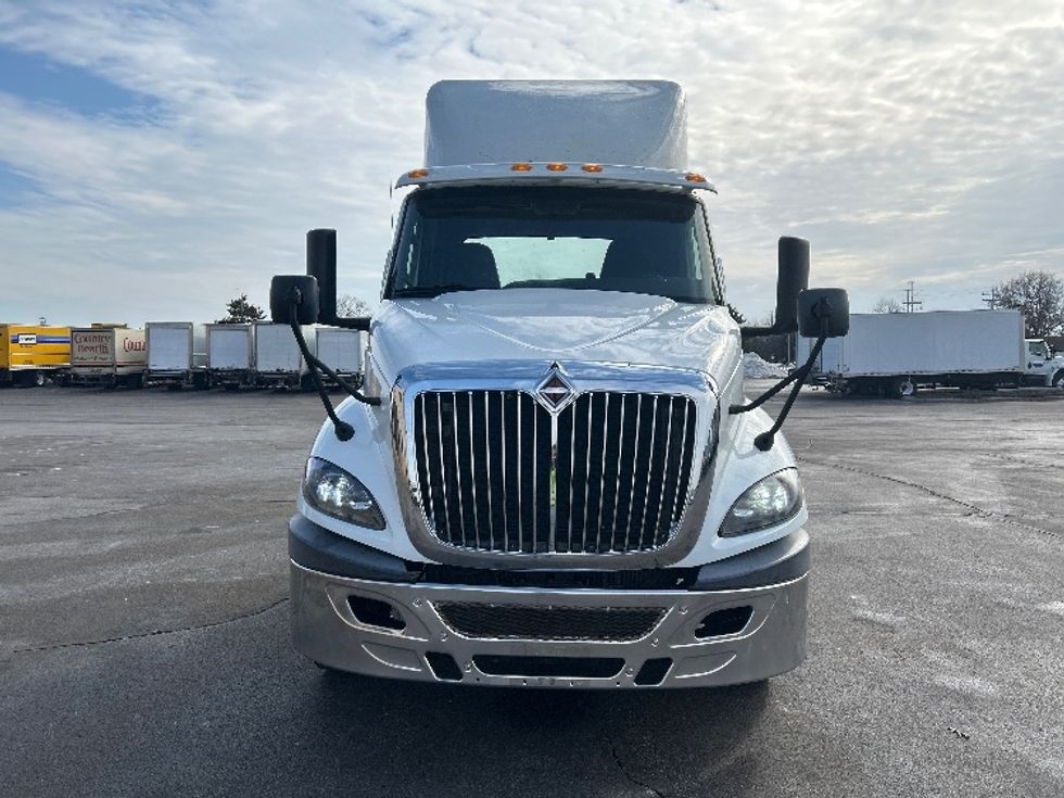 Day Cab Tractor-Heavy Duty Tractors-International-2018-RH613-Rothschild-WI-627,999\n\t\tmiles-$ 20,000 - Image 2