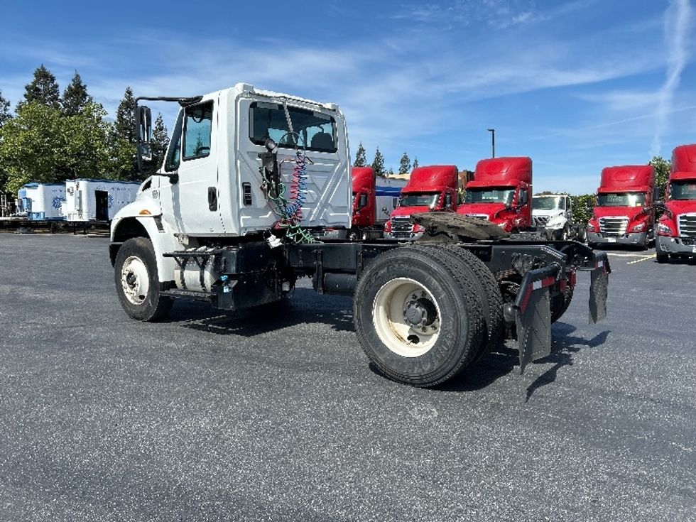 Day Cab Tractor-Heavy Duty Tractors-International-2019-4300-Gilroy-CA-51,811\n\t\tmiles-$ 41,500 - Image 5