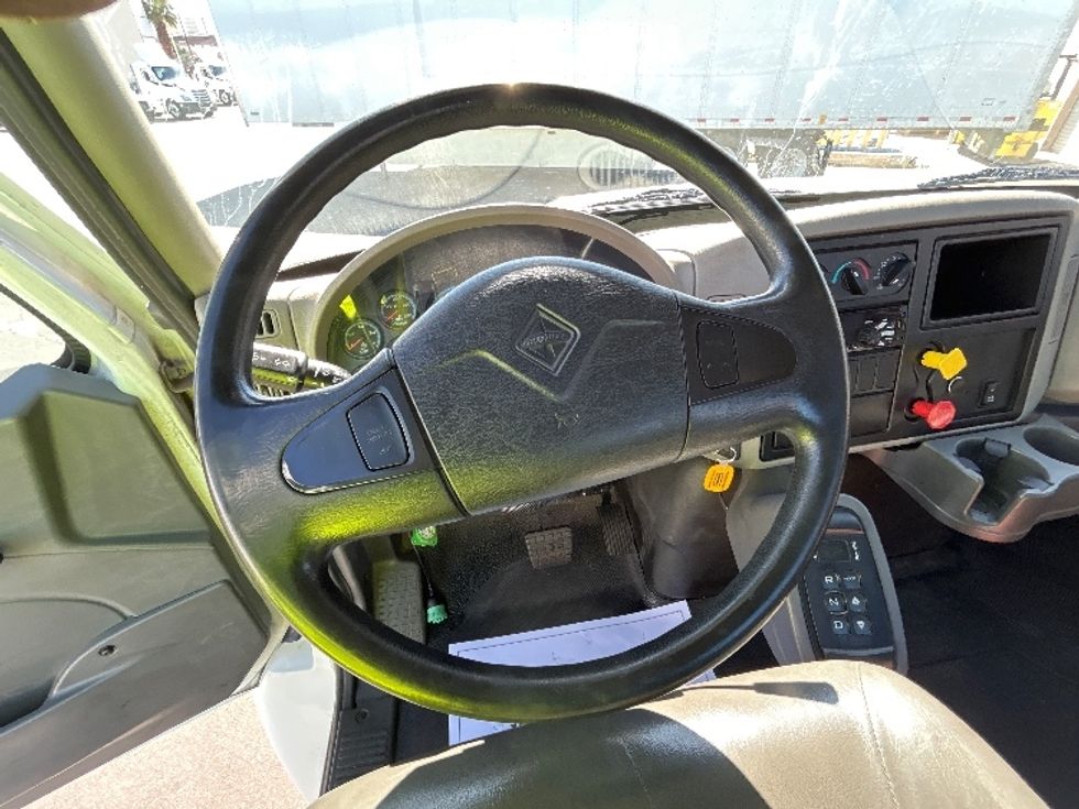 Day Cab Tractor-Heavy Duty Tractors-International-2019-4400-Las Vegas-NV-85,193\n\t\tmiles-$ 60,500 - Image 10