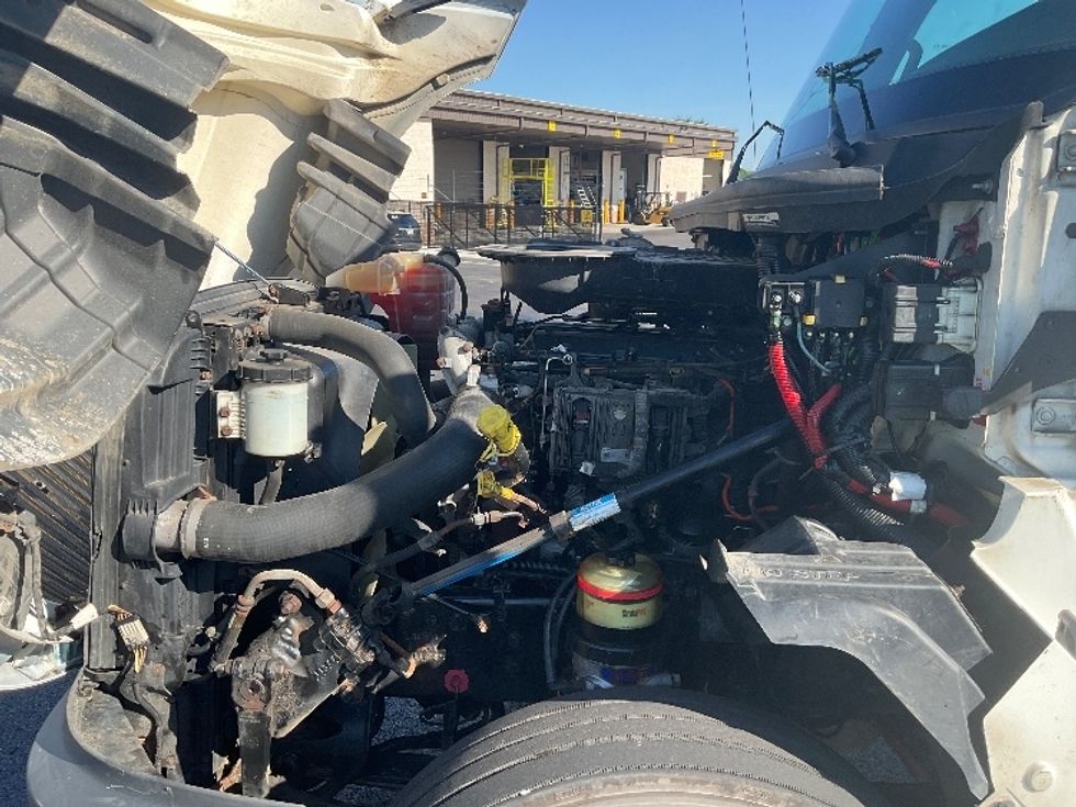 Day Cab Tractor-Heavy Duty Tractors-International-2019-LT625-Akron-OH-292,187\n\t\tmiles-$ 29,250 - Image 16