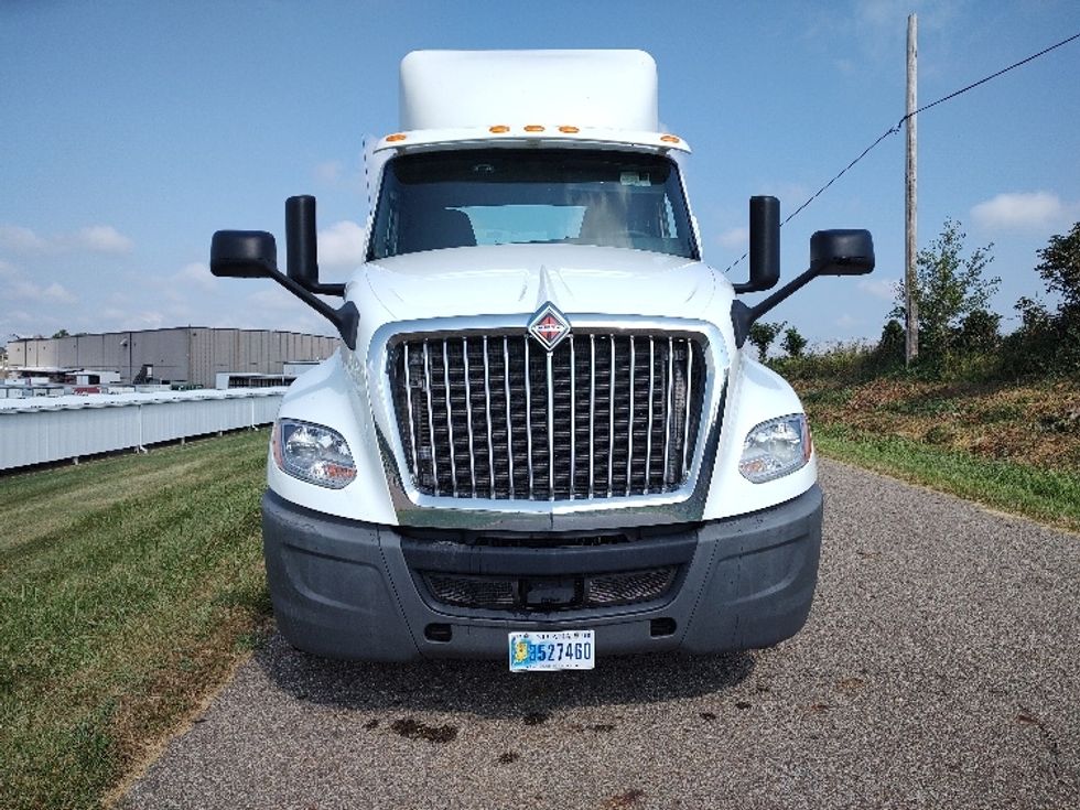 Day Cab Tractor-Heavy Duty Tractors-International-2019-LT625-Akron-OH-315,223\n\t\tmiles-$ 29,500 - Image 2