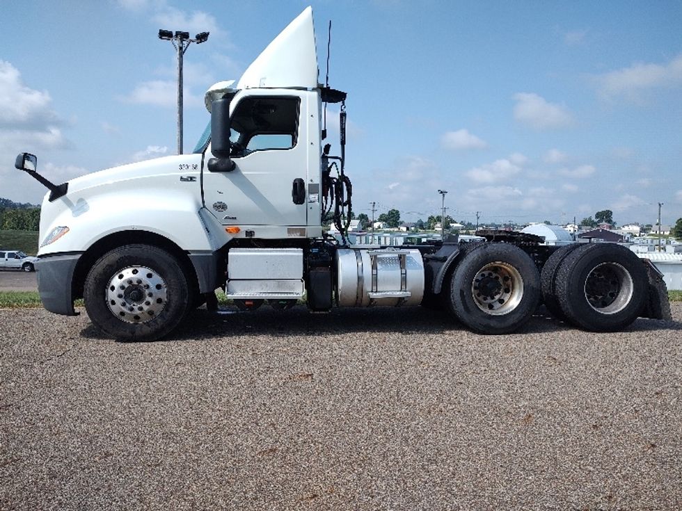 Day Cab Tractor-Heavy Duty Tractors-International-2019-LT625-Akron-OH-315,223\n\t\tmiles-$ 29,500 - Image 4