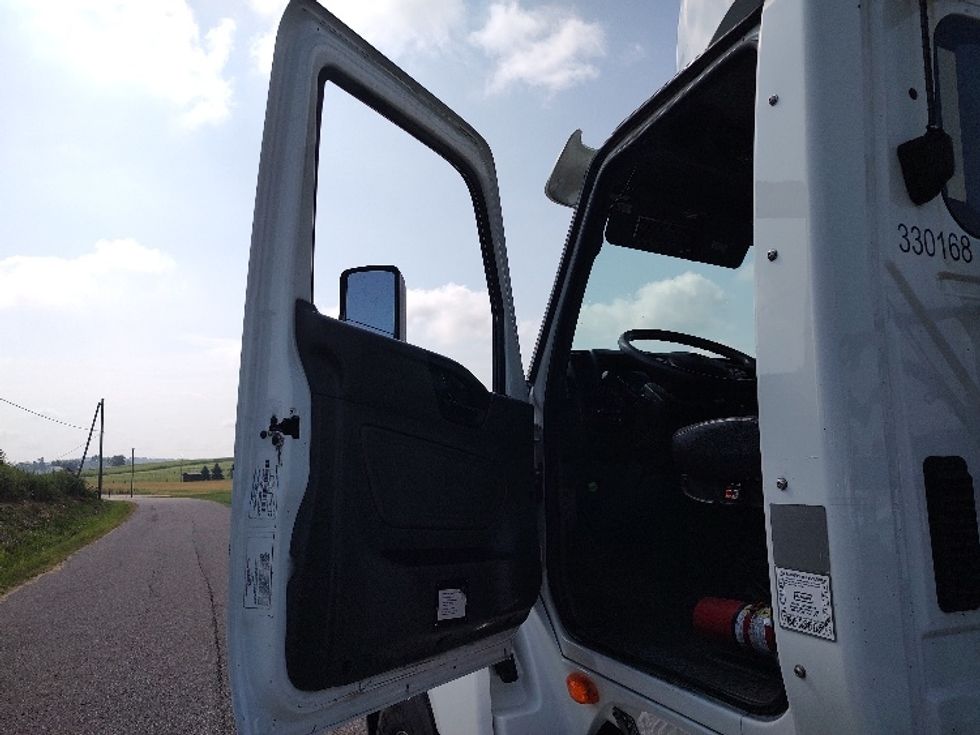 Day Cab Tractor-Heavy Duty Tractors-International-2019-LT625-Akron-OH-315,223\n\t\tmiles-$ 29,500 - Image 9