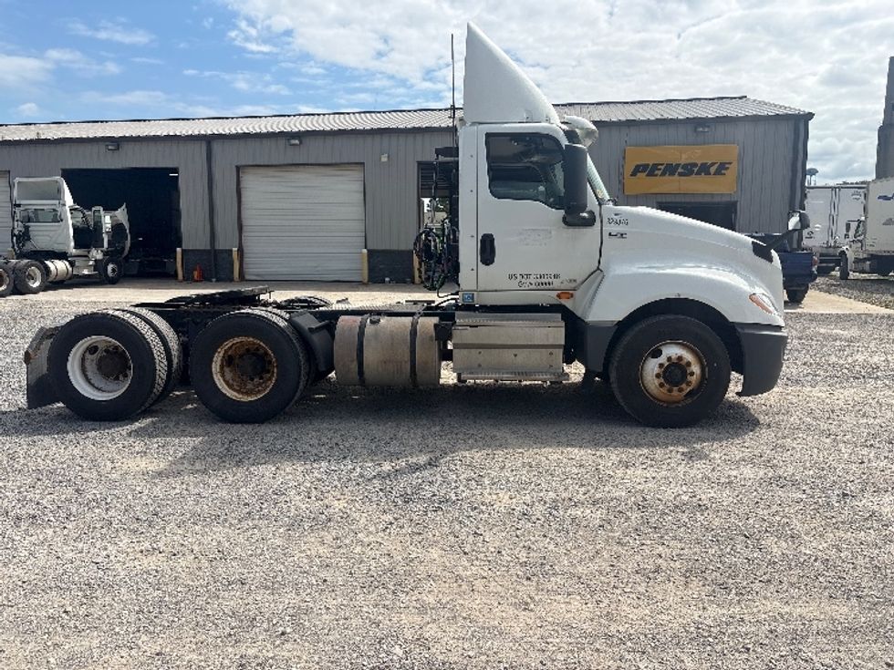 Day Cab Tractor-Heavy Duty Tractors-International-2019-LT625-Akron-OH-351,125\n\t\tmiles-$ 28,750 - Image 8