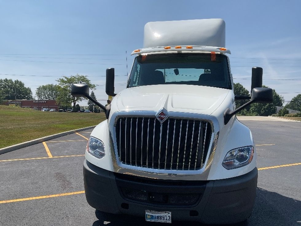 Day Cab Tractor-Heavy Duty Tractors-International-2019-LT625-Akron-OH-381,274\n\t\tmiles-$ 27,250 - Image 2